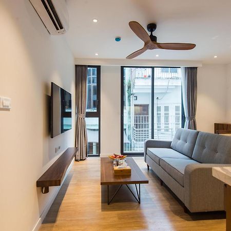 22Housing Hotel & Apartment 81 Linh Lang 하노이 외부 사진