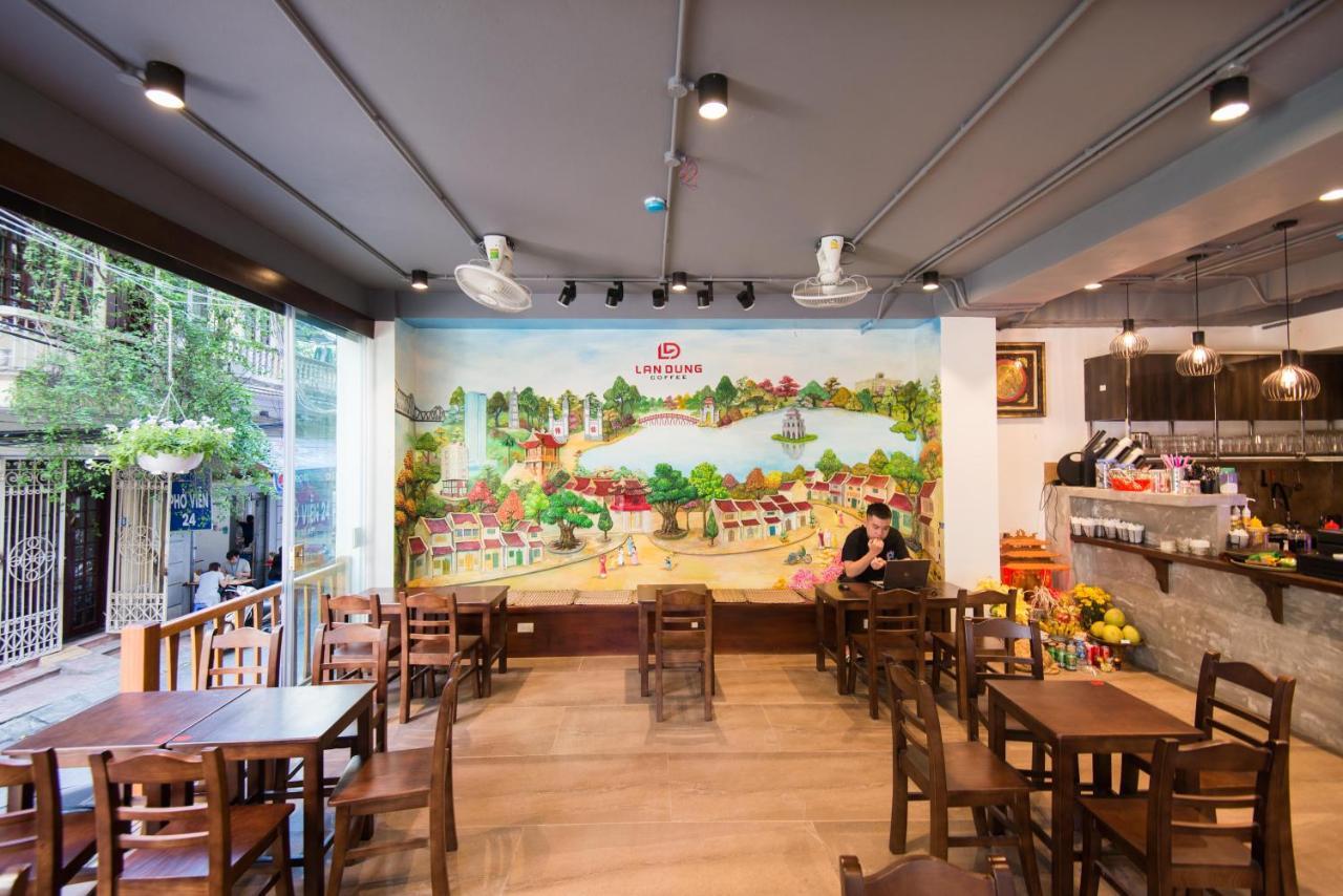 22Housing Hotel & Apartment 81 Linh Lang 하노이 외부 사진