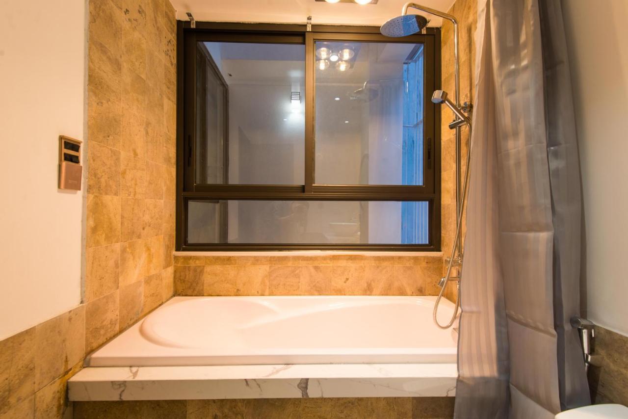 22Housing Hotel & Apartment 81 Linh Lang 하노이 외부 사진