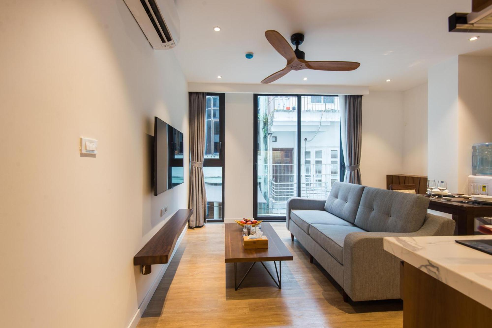 22Housing Hotel & Apartment 81 Linh Lang 하노이 외부 사진