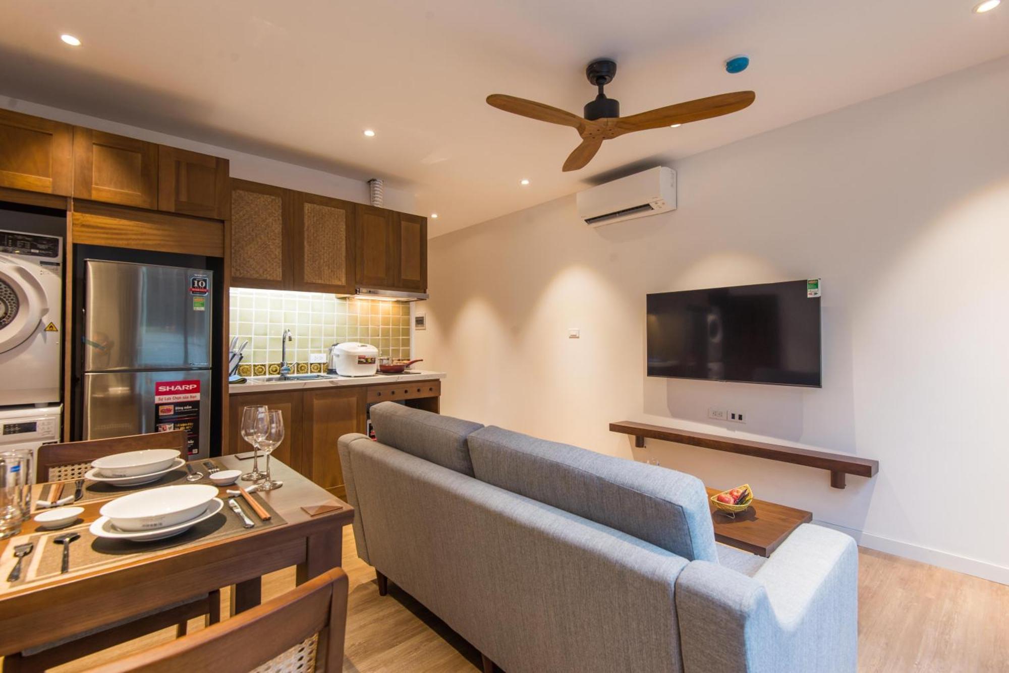 22Housing Hotel & Apartment 81 Linh Lang 하노이 외부 사진